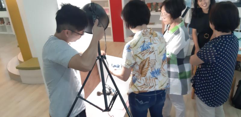 學員實際進行產品的拍攝體驗！