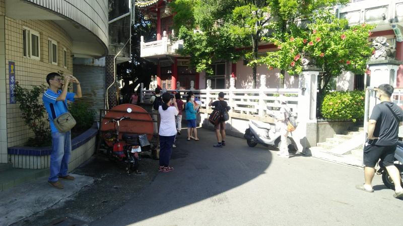 大家外拍收集素材中