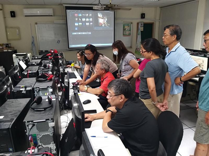 學員操作遇到問題講師立馬解決