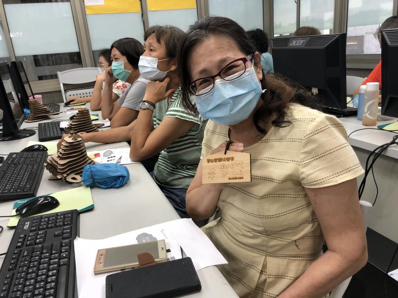 笑口常開~快樂來  我的作品出爐了