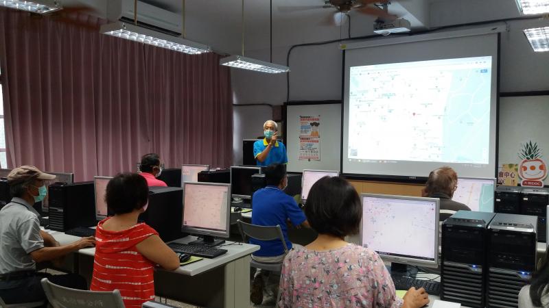 老師介紹Google  Map的應用