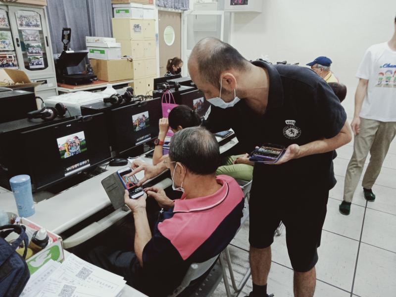 用手機照片編圖一樣也可以美美的