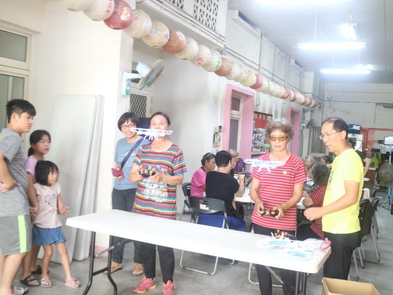 新興科技-無人機體驗,大人小孩都超新奇的