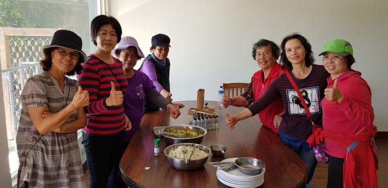 大家一起做的料理讓人吃了可是讚不絕口哪