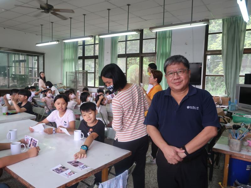 連東祥理事長參與熱轉印親子創作教學