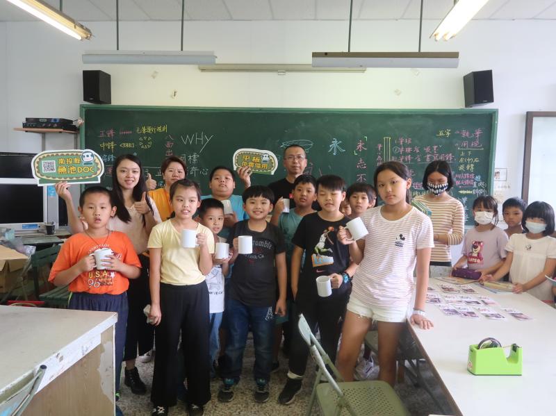 留下美美的合照與作品