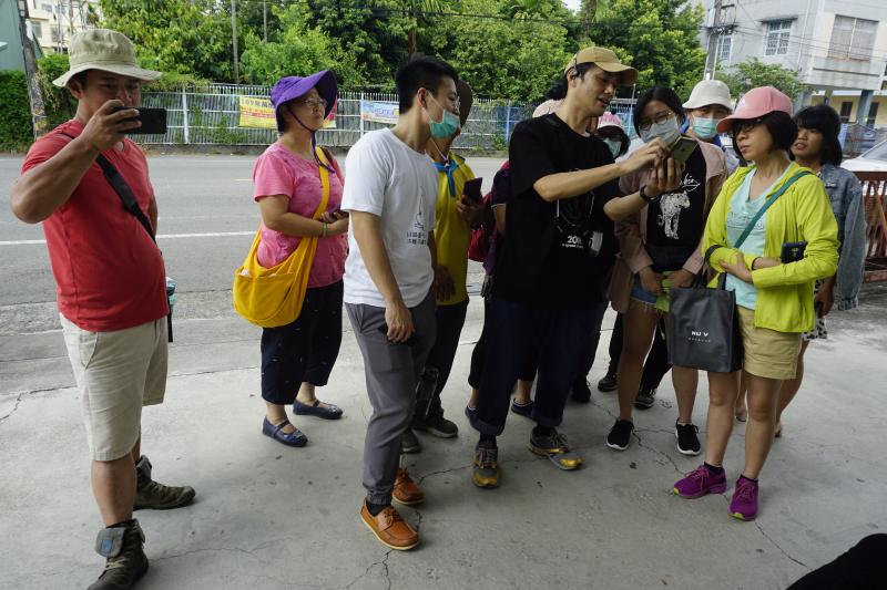 教導學員如何抓取角度