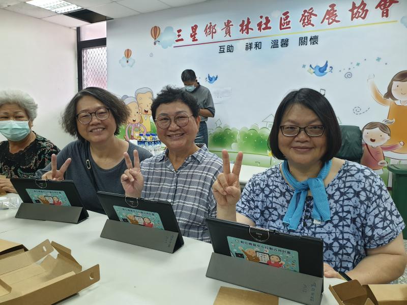 姊妹一起來上課真開心