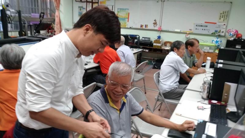 老師解決同學問題