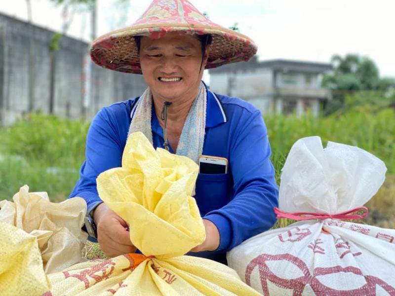 人物特寫在採訪中需對焦於受訪者,讓畫面清楚點出照片重點
