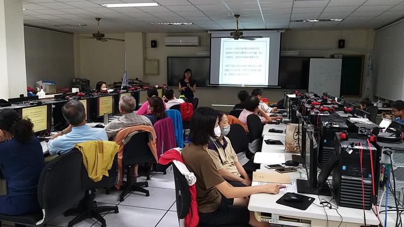 學員學習建立自我品牌