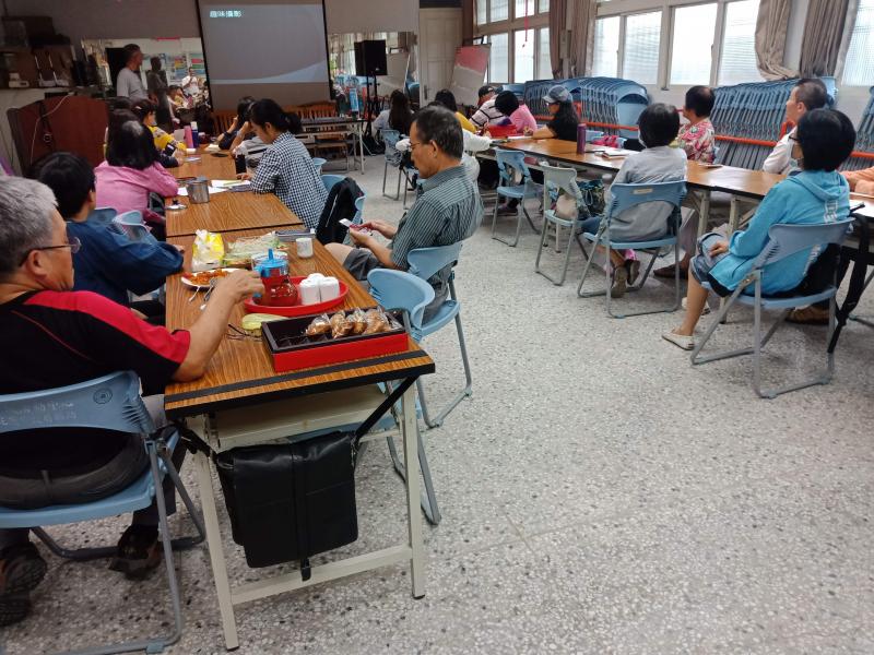 學員學習攝影知識