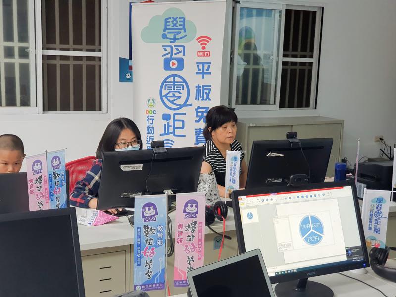 灰階顏色在小型機器中的表現會不如預期