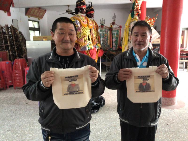 阿公個別秀自己課程成果-創意提袋作品