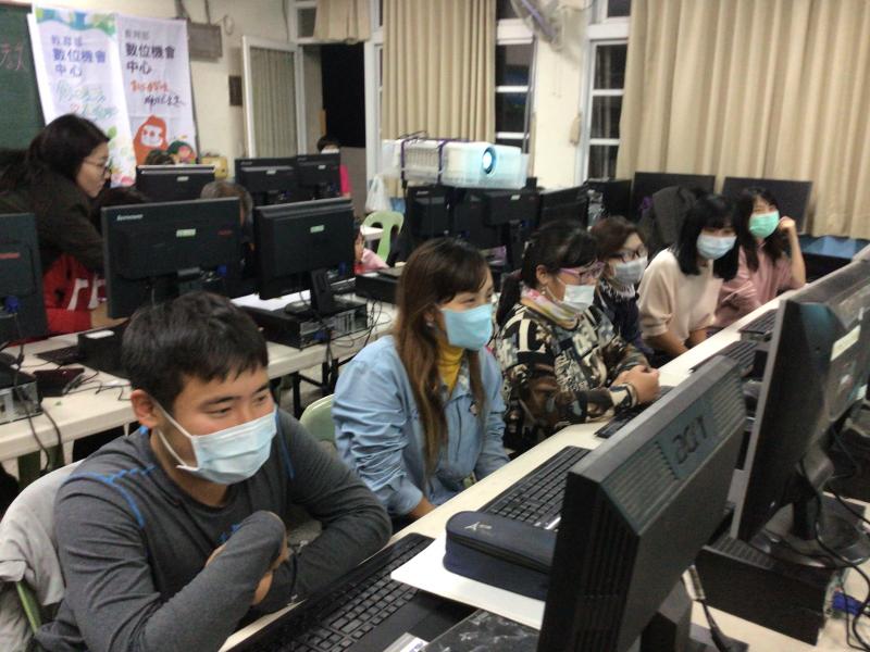 學員線上操作使用情形