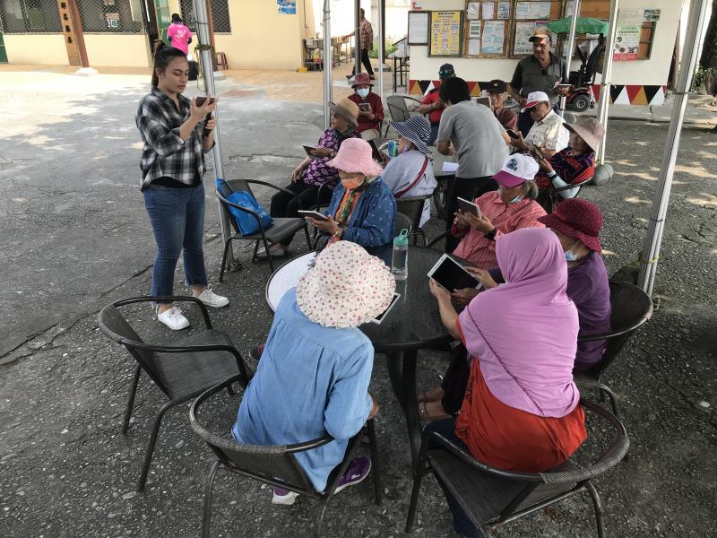 如何使用美圖秀秀APP功能