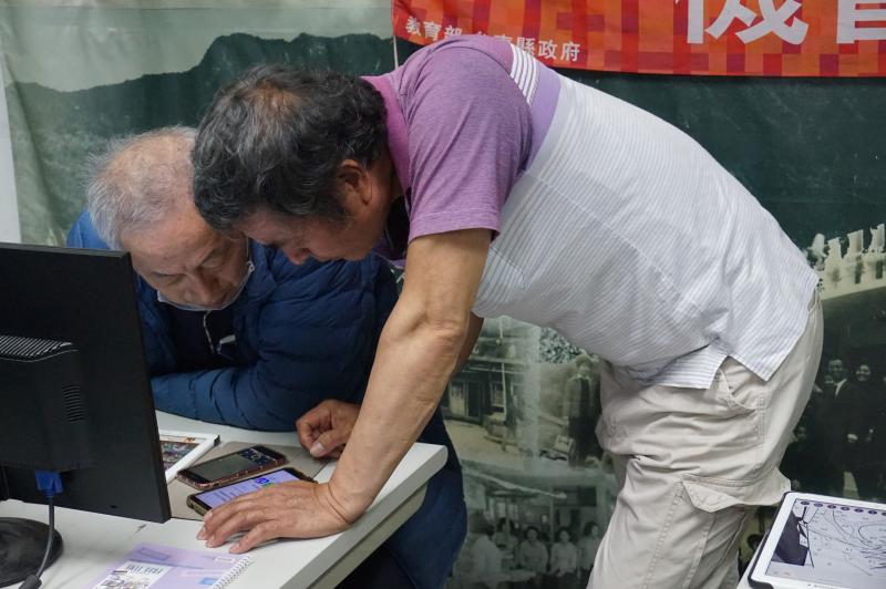 手機下載 記憶大考驗APP操作