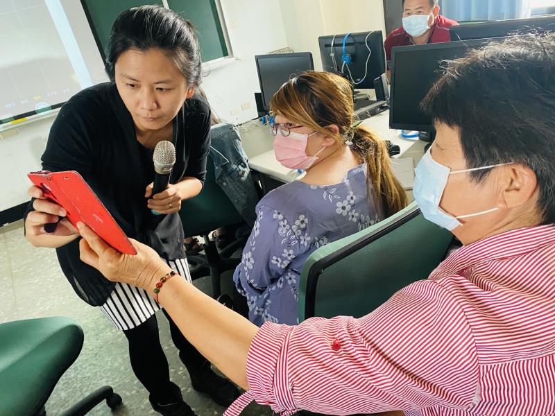 調整手機內建相機程式