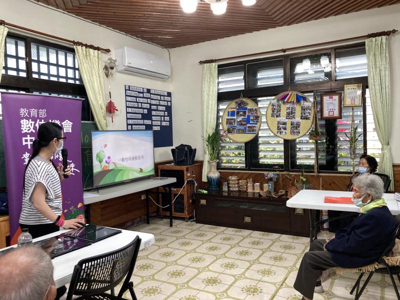 老師介紹輔具的申請