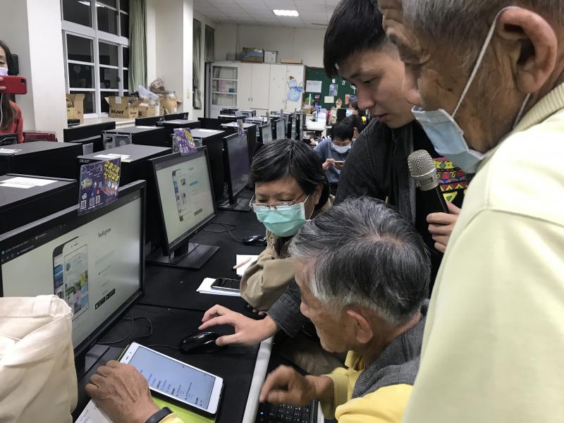 協助學員遇到困難時該怎麼處理。