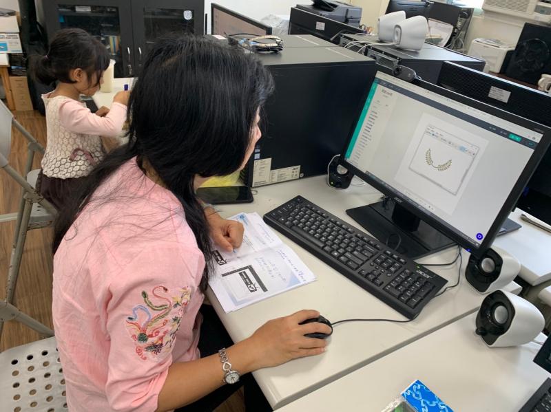 學員設計商家的圖案