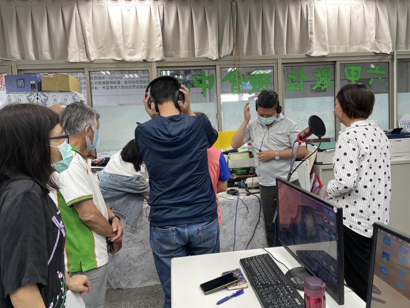 錄音時老師及學員一起聽  錄音的結果是否有雜訊