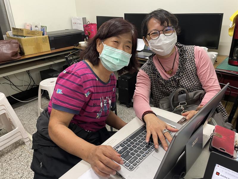 成功好姊妹一起學習