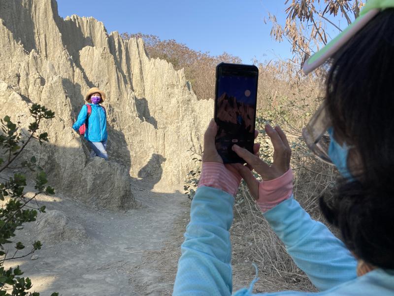 學員一起到彌陀漯底山用鏡頭玩彌陀