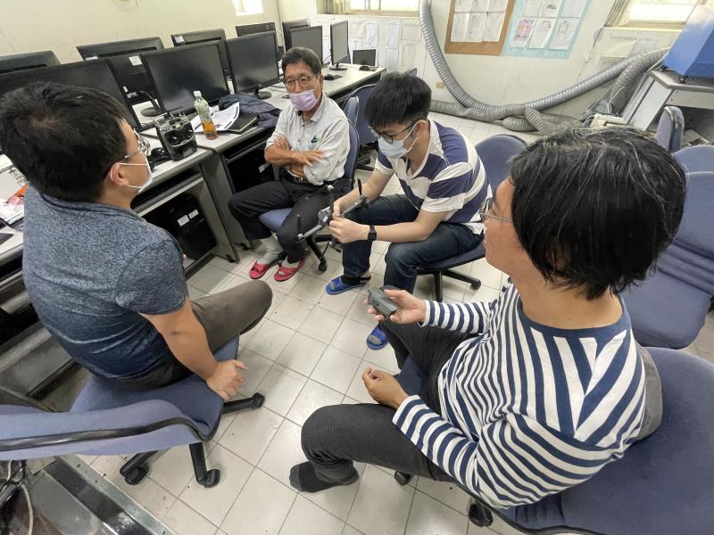 講師上課方式會視情況個別指導