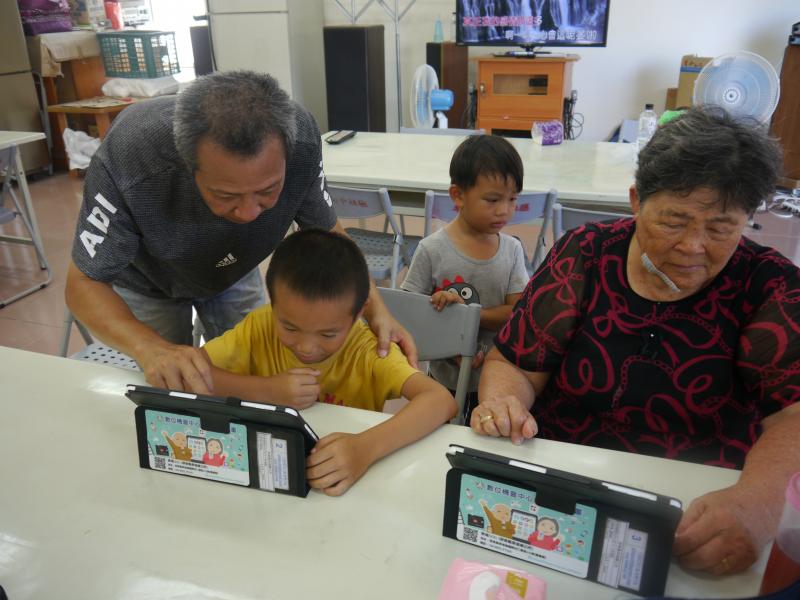 祖孫共學提升親子關係