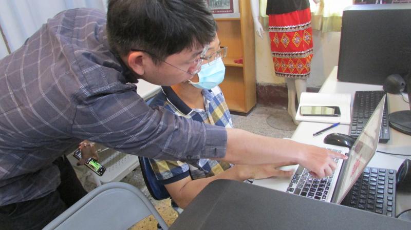 老師教學員可以利用零碎時間，或專心幾個小時，一次寫十篇文，存老師教學員可以利用零碎時間，或專心幾個小時，一次寫十篇文，存起來當2個禮拜的庫存文。並以自己的產品或品牌，結合時勢（例如：五一勞動節），撰寫一篇IG文章。起來當2個禮拜的庫存文。並