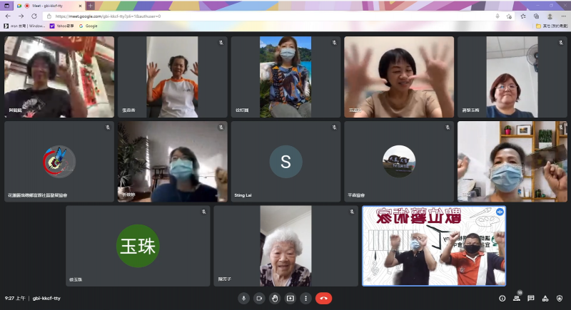 視頻遠距教學也可以有老師帶動音樂律動，防疫期間讓長者在家也能動起來。