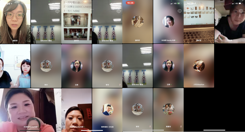 學員拍攝代表LOVE字樣的照片,下載操作Line camera