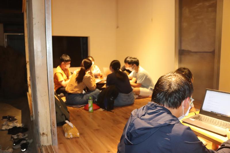 學員討論上傳資料到地圖協會平台