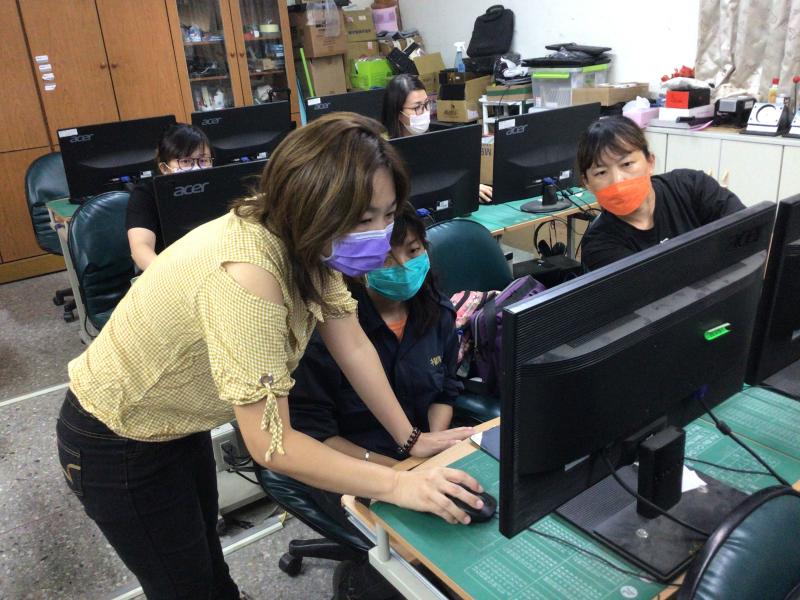 講師與學員課程互動
