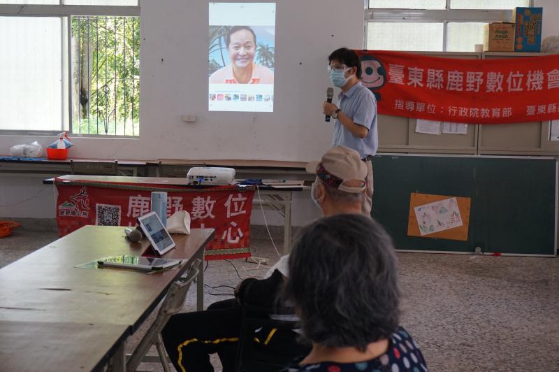 如何讓一個面對鏡頭嚴肅的阿公展出笑臉，連自己看了都很開心 滿意的照片