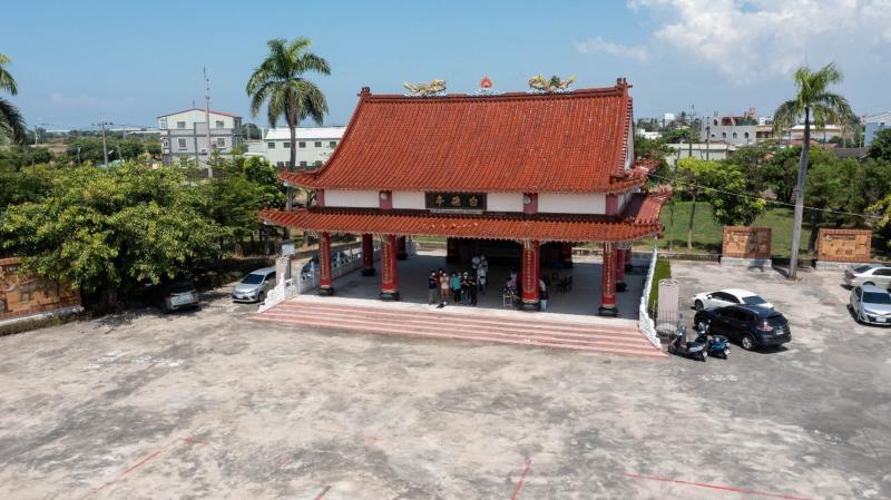 學員用空拍機拍攝上課地點