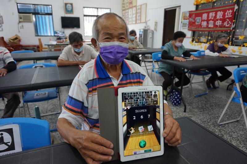 動腦小遊戲-3D保齡球競賽得主1