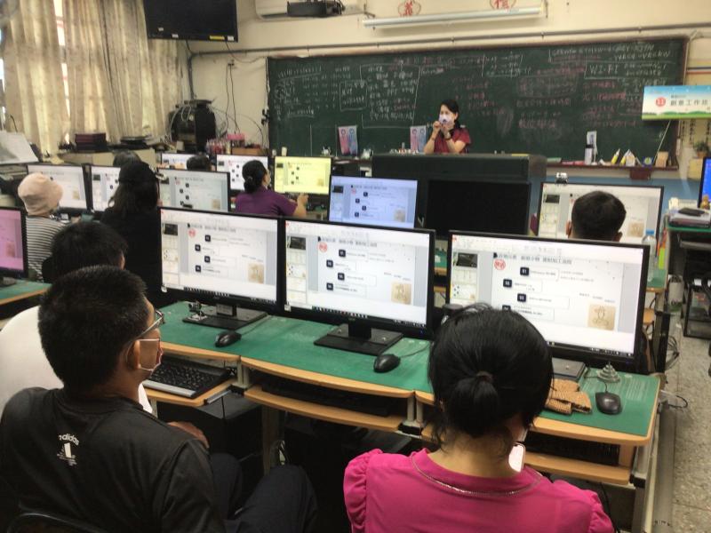 學員上課情形畫面