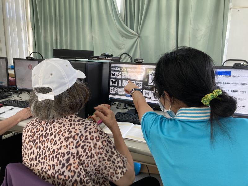 學員間彼此互相協助、引導，讓學習更有趣