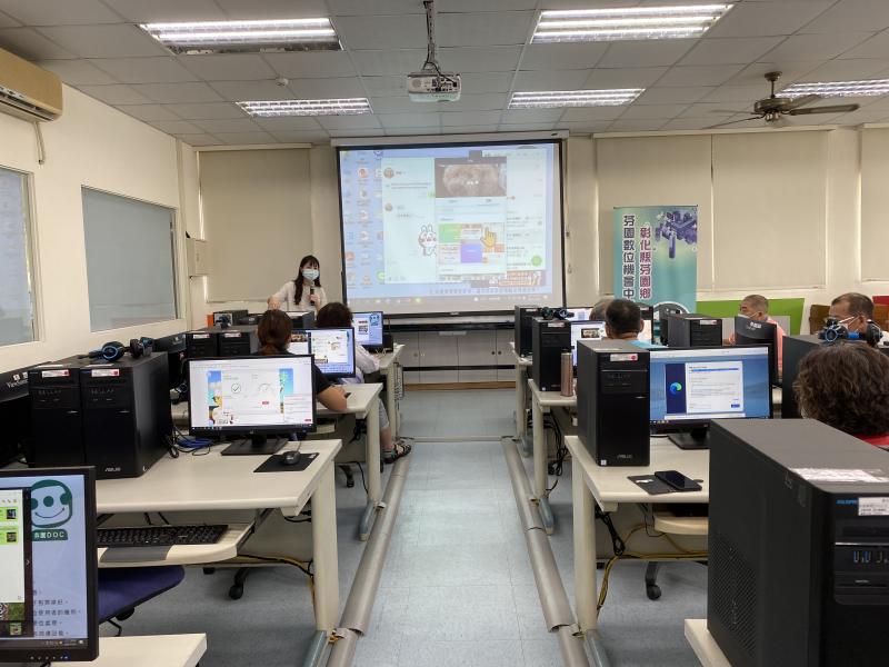 講師教學員如何下載LINE電腦版