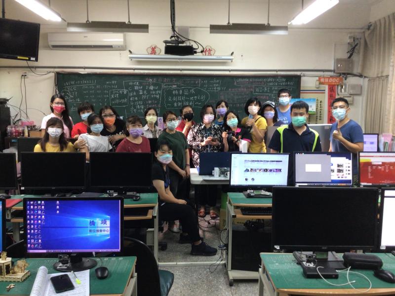 學員結訓團體合照