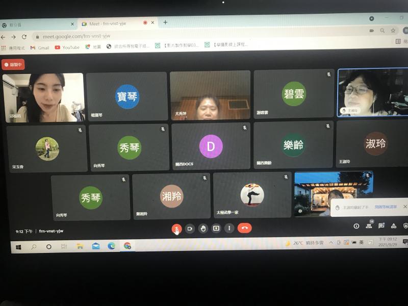 線上教學，學員陸續進教室
