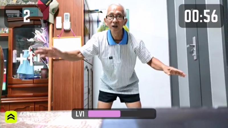 學員開心玩運動AR遊戲