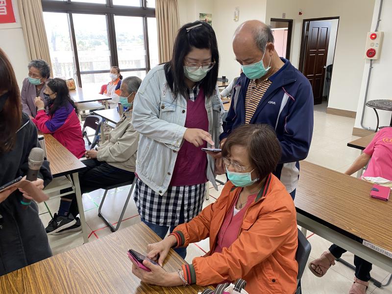 查詢自己的就診紀錄及用藥資料