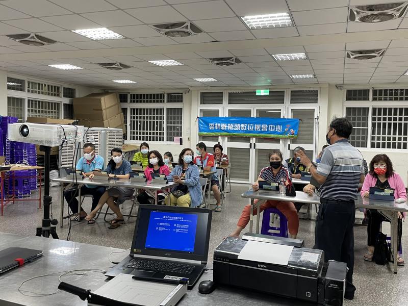 師課程講解現場課程活動照片