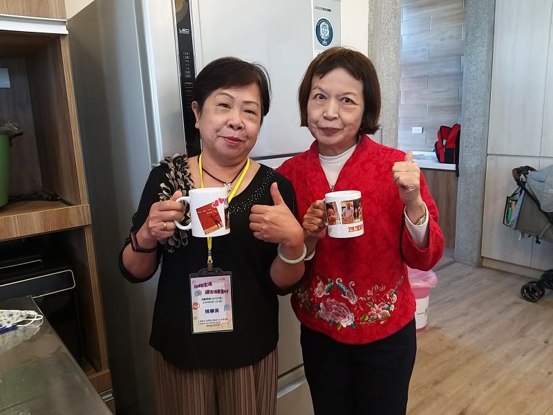 學員和作品合照