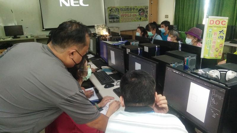 學員詢問講師問題