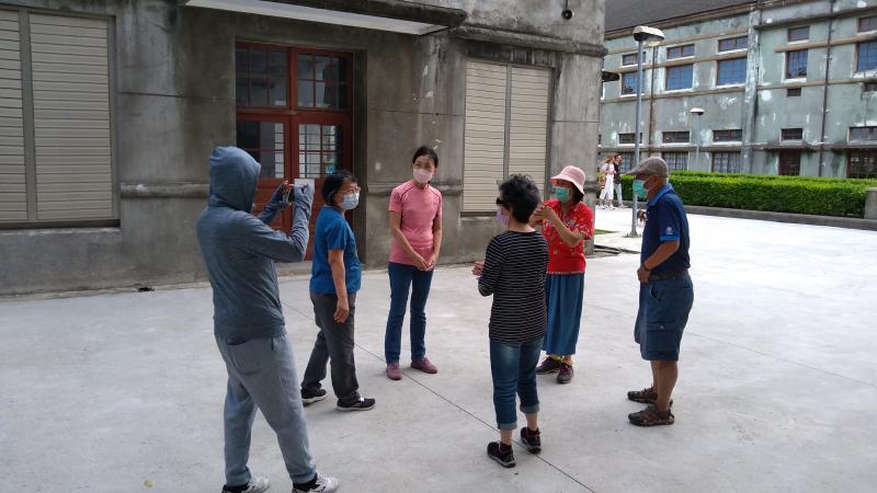 為所需場景及下一步驟場景討論中