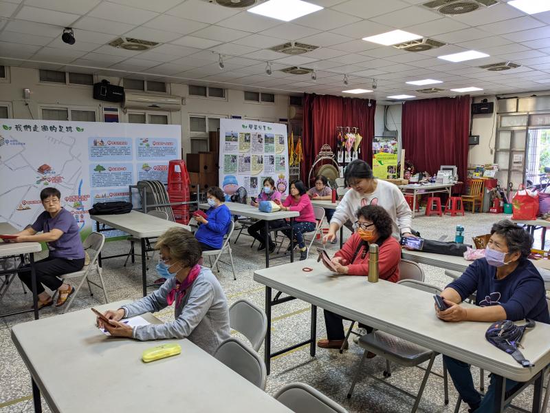 員山DOC婦女學員認真學習